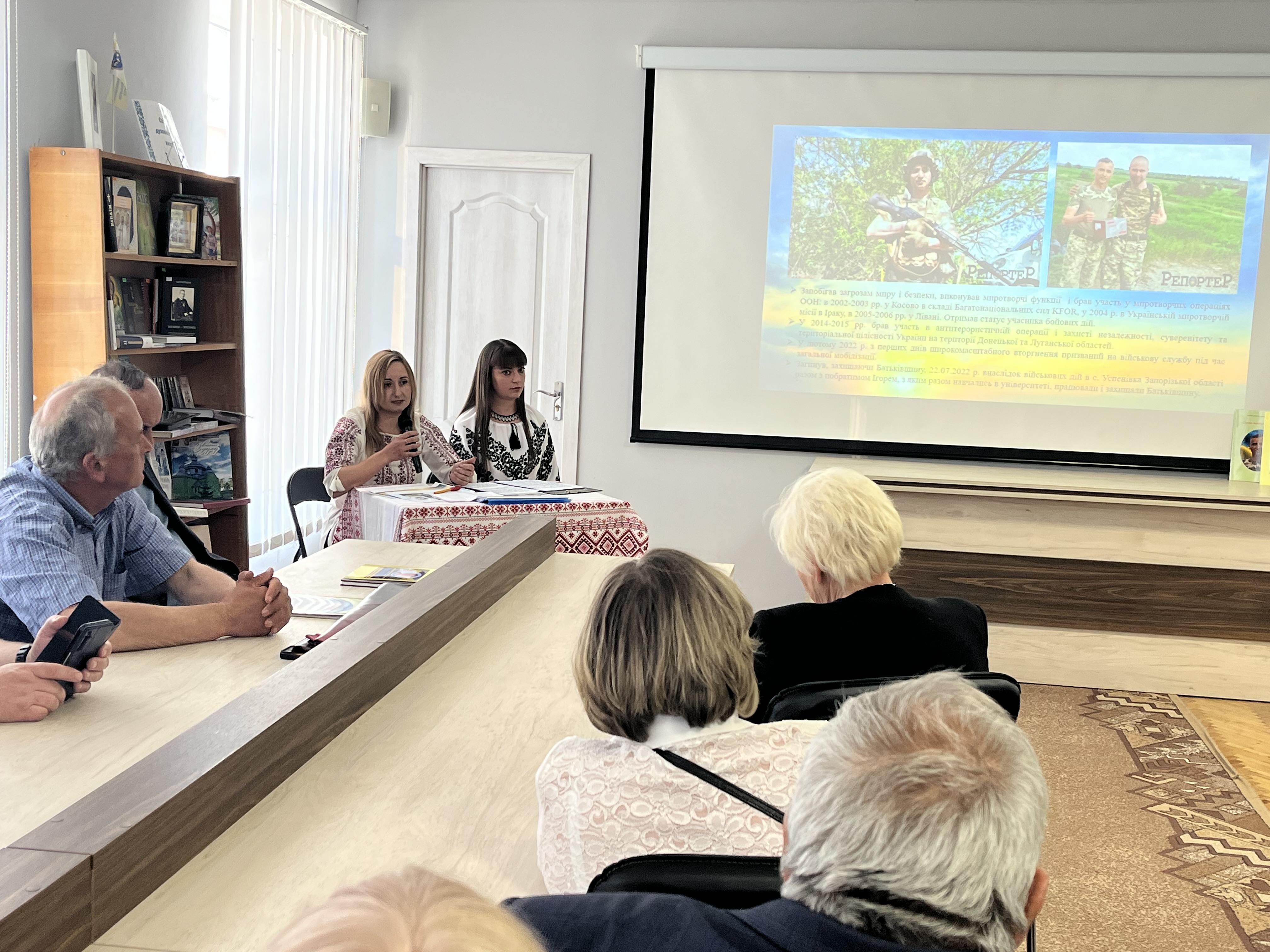 Фото без опису