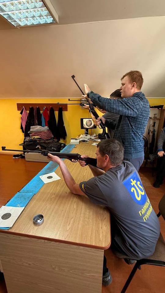 Фото без опису