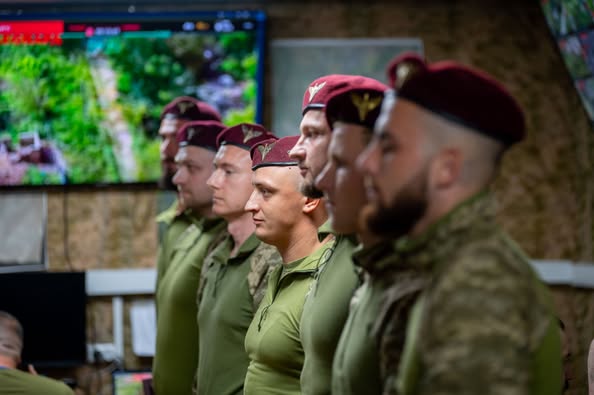 Фото без опису