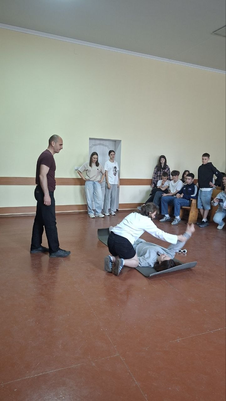Фото без опису