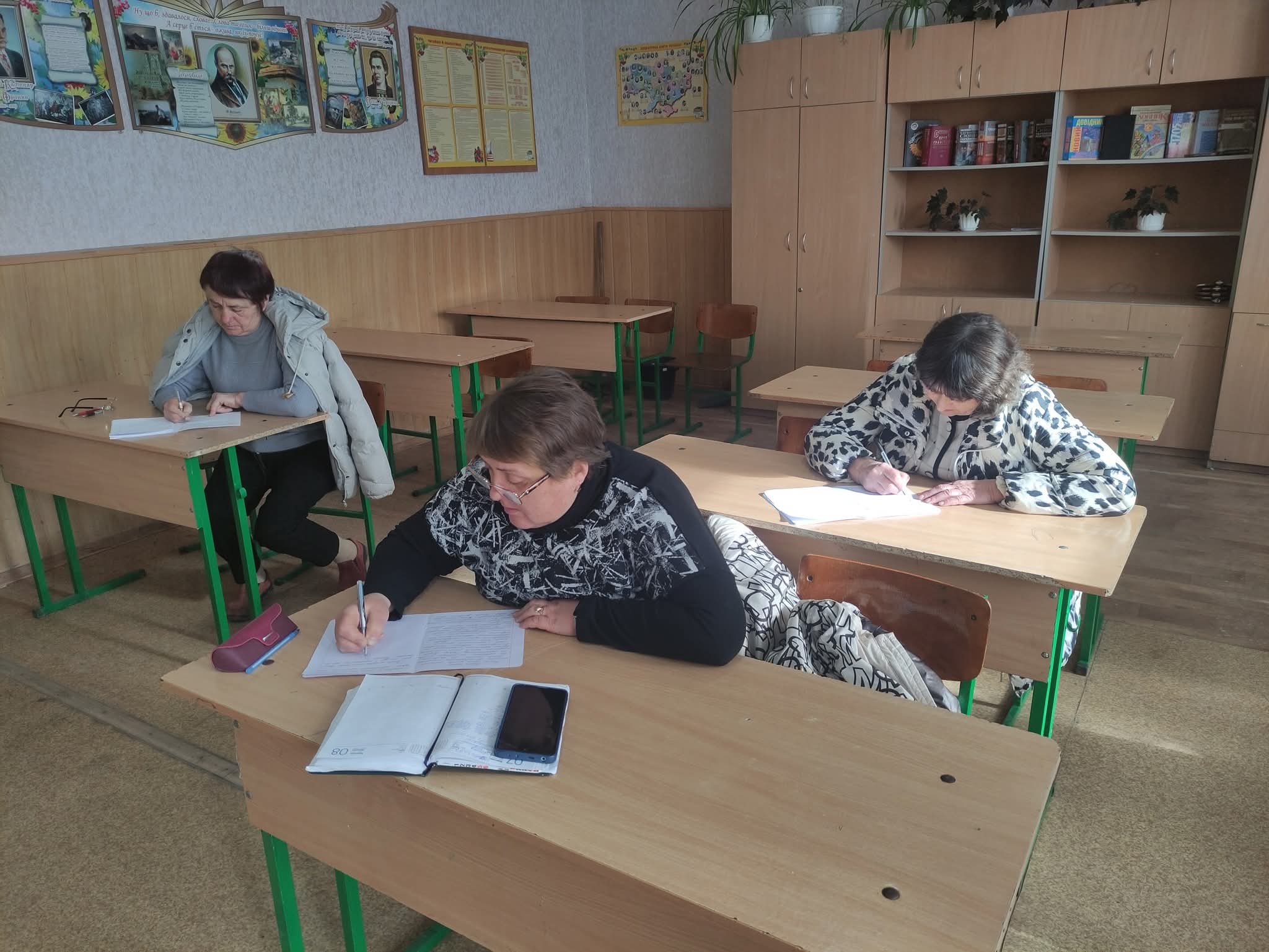 Фото без опису