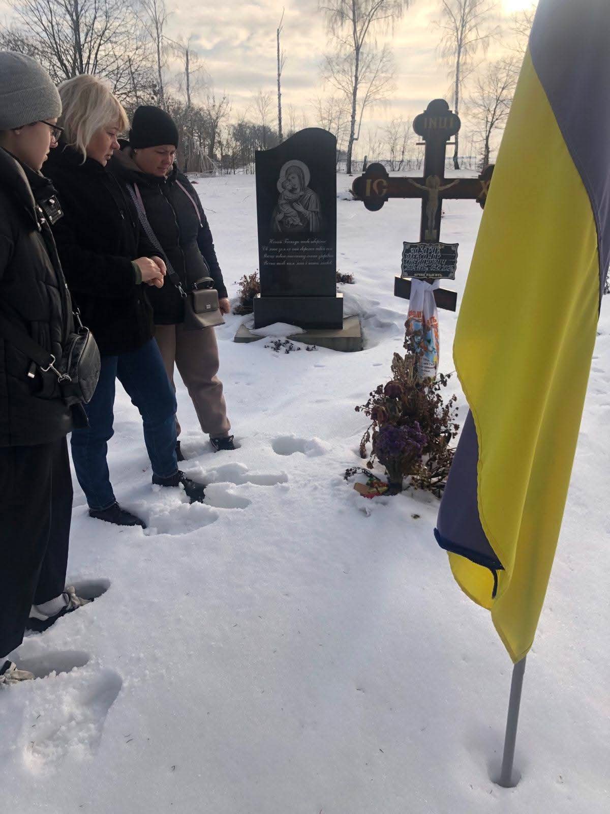 Фото без опису