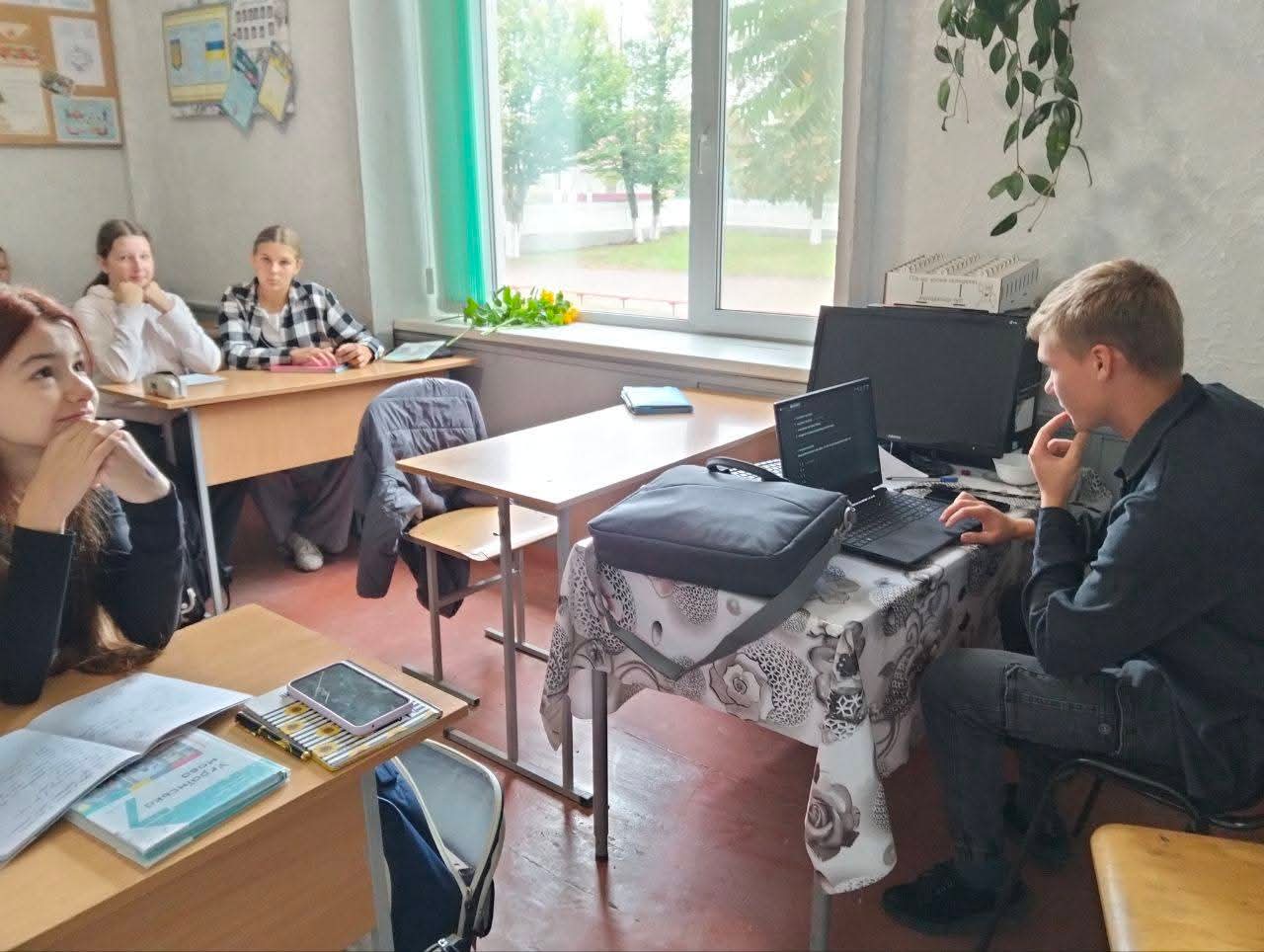 Фото без опису