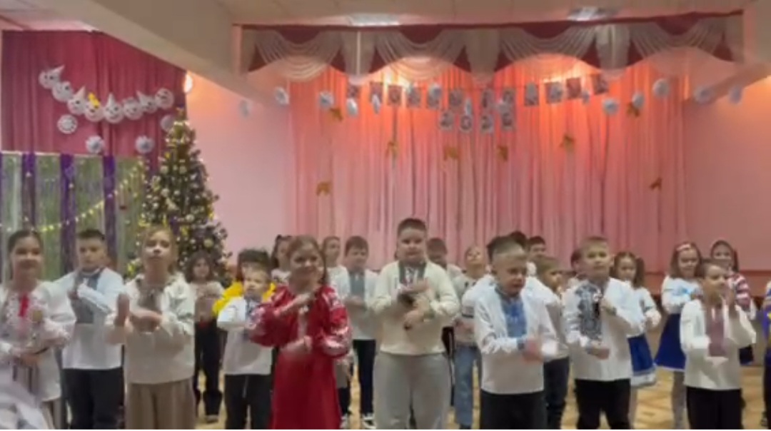 Фото без опису