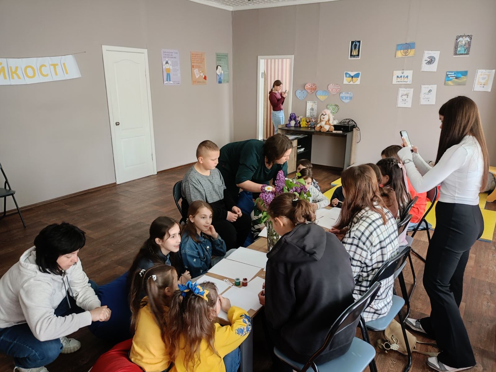 Фото без опису