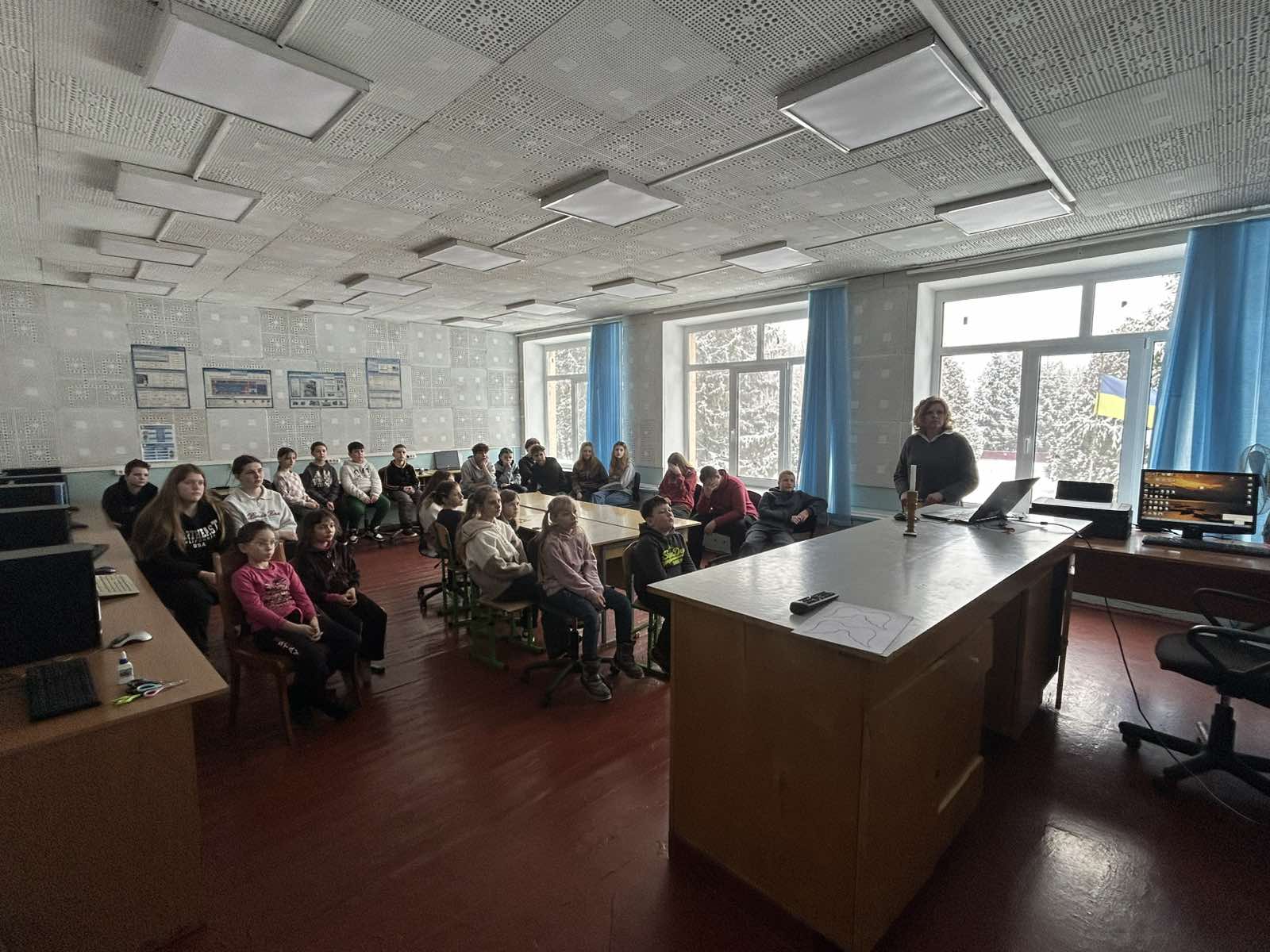 Фото без опису