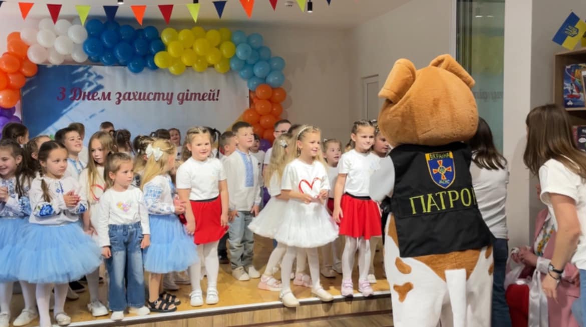 Фото без опису
