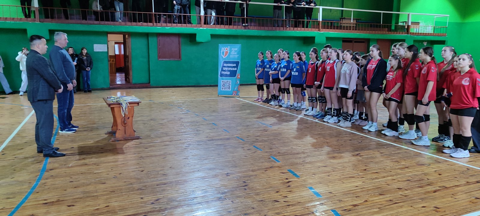 Фото без опису